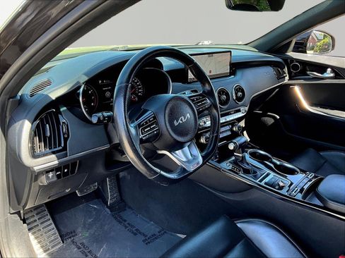 Used 2022 Kia Stinger GT-Line RWD image 17