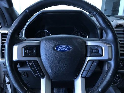 Used 2019 Ford F150 Platinum w/ Equipment Group 701A Luxury image 19