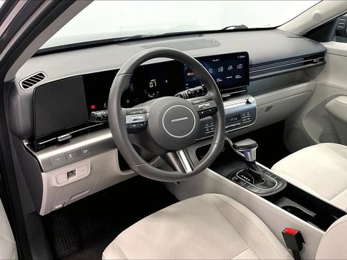 Certified 2024 Hyundai Kona SEL AWD/4WD image 13