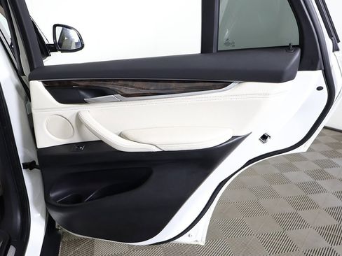 Used 2016 BMW X5 xDrive40e image 26