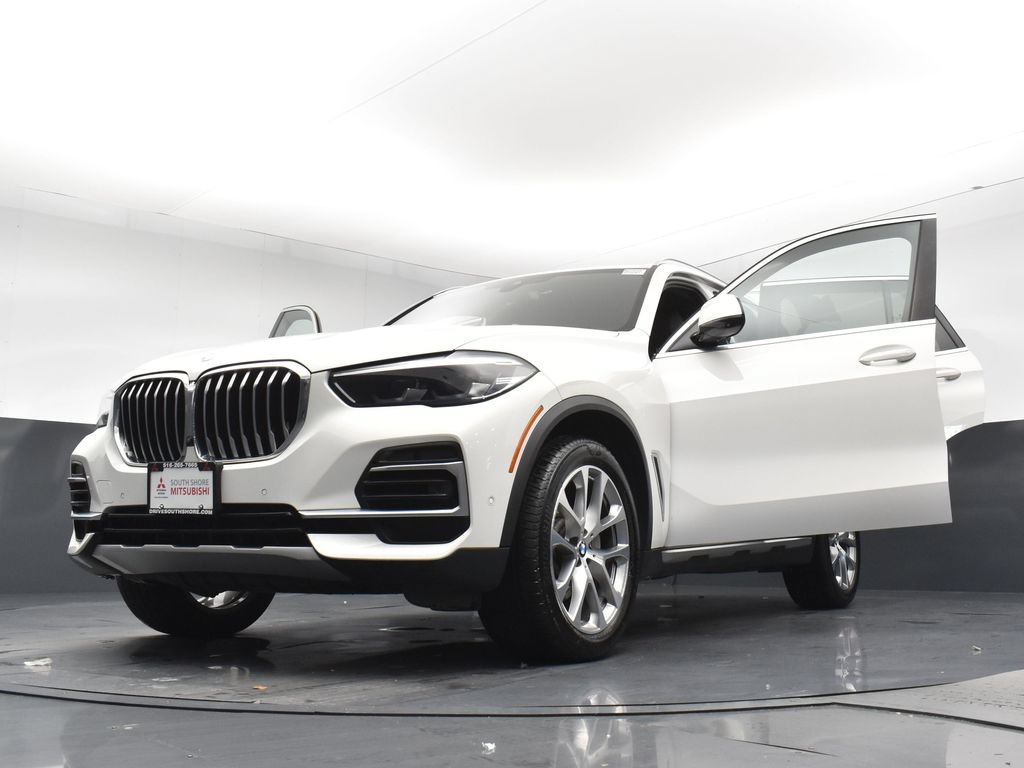 Used 2022 BMW X5 xDrive40i AWD/4WD image 31