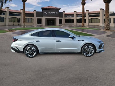 New 2026 Hyundai Sonata SEL image 9