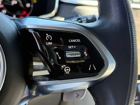 Used 2023 Jaguar F-PACE SVR AWD/4WD image 13