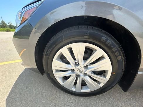 Used 2023 Nissan Sentra S FWD image 18