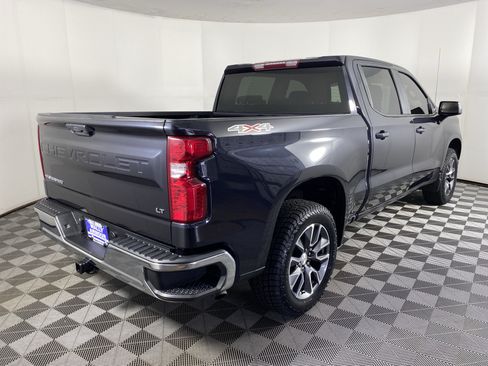 Used 2023 Chevrolet Silverado 1500 LT AWD/4WD image 8