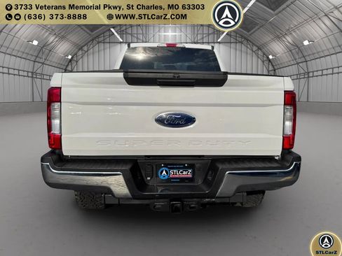 Used 2019 Ford F250 XLT w/ Snow Plow Prep Package image 4