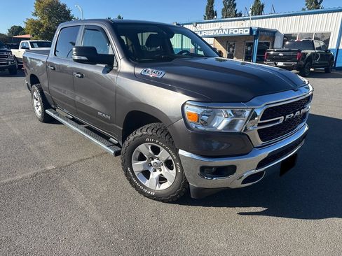 Used 2020 RAM 1500 Big Horn AWD/4WD image 3