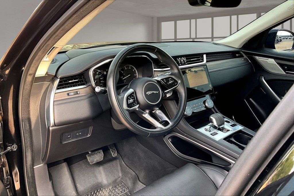 Used 2022 Jaguar F-PACE S AWD/4WD image 13