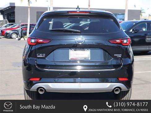 New 2025 MAZDA CX-5 Signature image 4