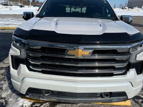 Certified 2024 Chevrolet Silverado 1500 High Country w/ Technology Package image 3