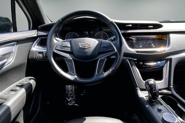 Used 2023 Cadillac XT5 Luxury AWD/4WD image 4