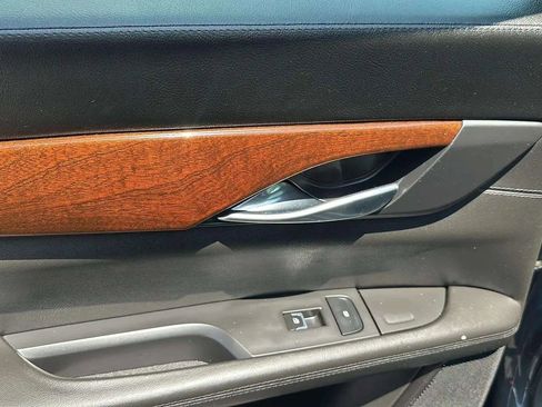 Used 2020 Cadillac CT6 Luxury image 18