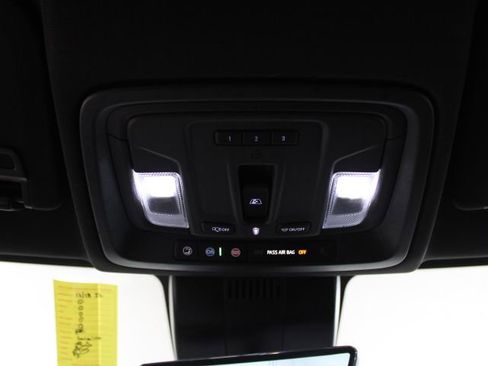 Used 2024 GMC Sierra 1500 AT4 w/ Technology Package image 43