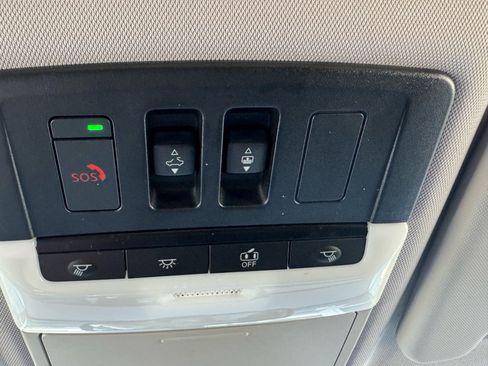 Used 2024 Mitsubishi Outlander SE AWD/4WD image 23