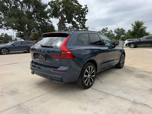 Certified 2024 Volvo XC60 B5 Plus w/ Climate Package AWD/4WD image 6