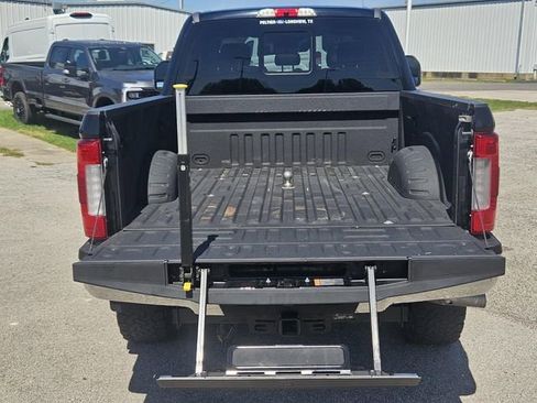 Used 2018 Ford F350 Lariat w/ Lariat Ultimate Package AWD/4WD image 16