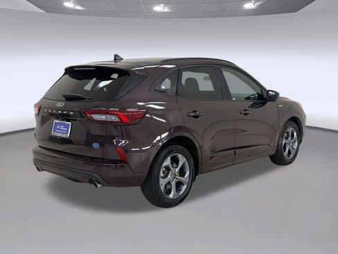 Certified 2023 Ford Escape ST-Line w/ Tech Pack #1 FWD image 9