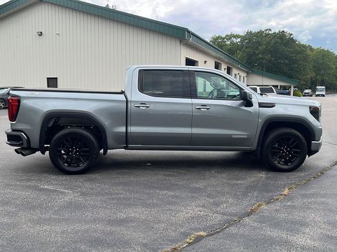 Used 2023 GMC Sierra 1500 Elevation AWD/4WD image 6