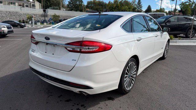 Used 2017 Ford Fusion Energi SE FWD image 5