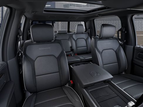 New 2026 RAM 1500 Laramie AWD/4WD image 16