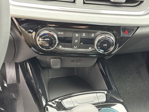 New 2026 Chevrolet Trax LT w/ Driver Confidence Package image 23