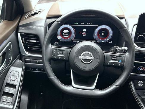 Certified 2023 Nissan Rogue Platinum FWD image 12