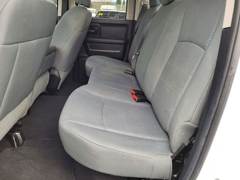 Used 2014 RAM 1500 Express image 18
