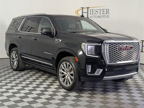 Used 2021 GMC Yukon Denali w/ Denali Ultimate Package image 2