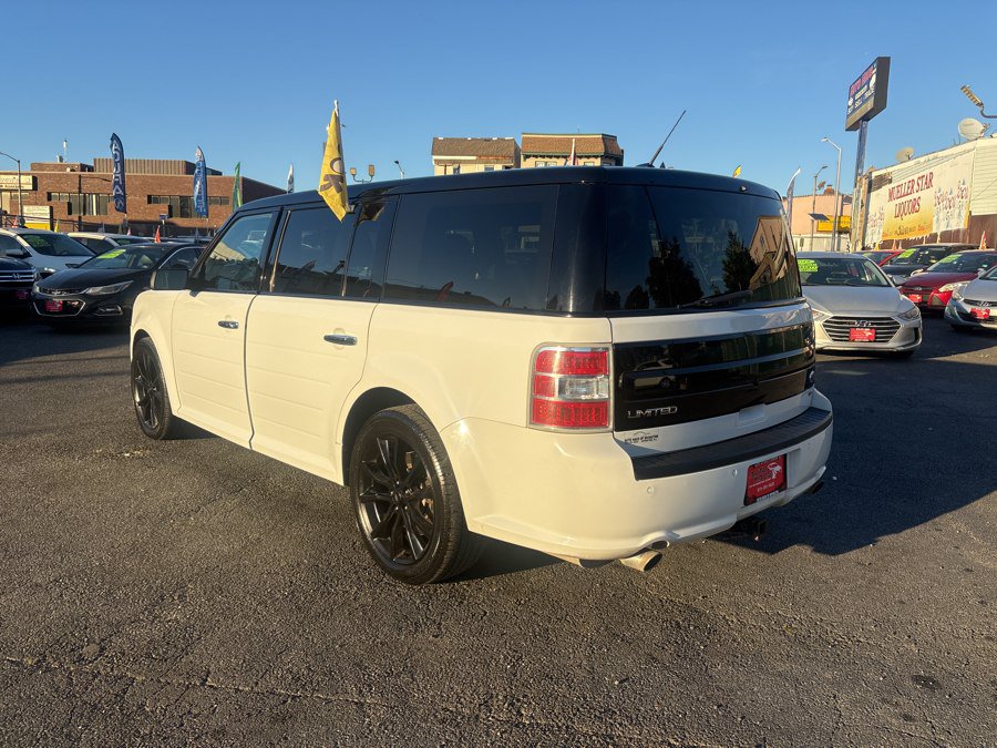 Used 2019 Ford Flex Limited w/ Limited Appearance Package AWD/4WD image 3