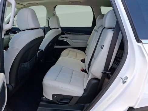 Used 2025 Kia Telluride EX AWD/4WD image 25