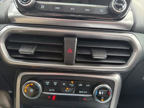 Used 2018 Ford EcoSport SE image 26