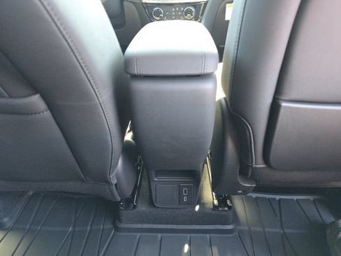 Used 2024 Buick Encore GX Sport Touring w/ Comfort Package FWD image 21