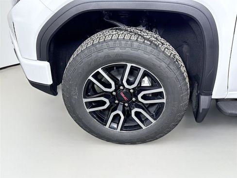 New 2026 GMC Sierra 1500 AT4 w/ AT4 Premium Package image 27