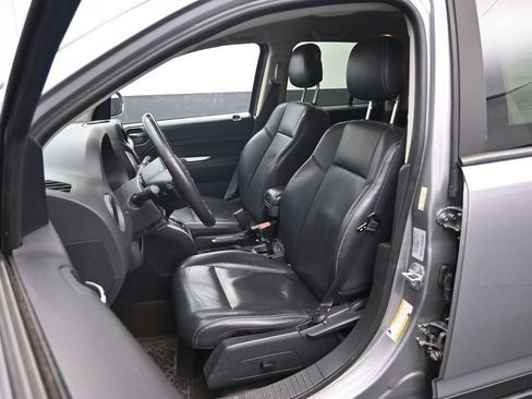 Used 2015 Jeep Compass Limited AWD/4WD image 15