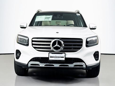 New 2026 Mercedes-Benz GLB 250 4MATIC image 2