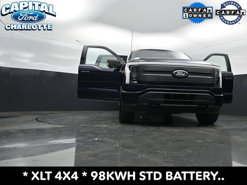 Used 2025 Ford F150 Lightning XLT AWD/4WD image 37