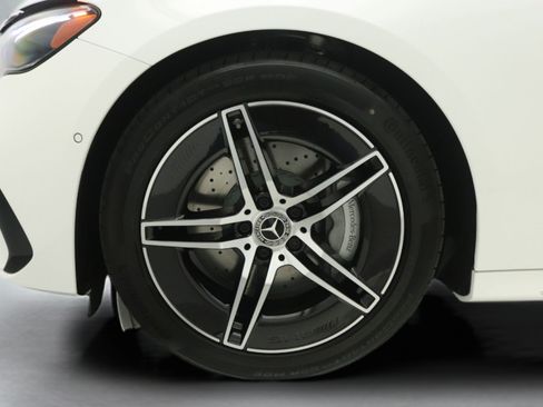New 2026 Mercedes-Benz E 450 4MATIC Sedan image 9
