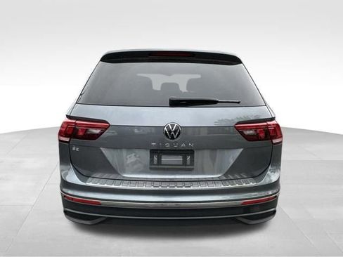 Used 2023 Volkswagen Tiguan SE FWD image 6