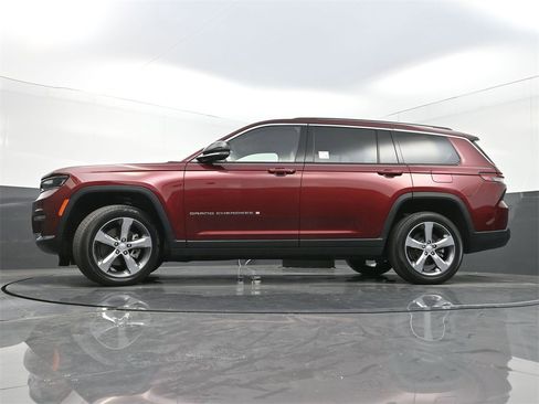 Used 2021 Jeep Grand Cherokee L Limited image 36