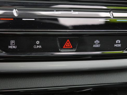 Certified 2023 Volkswagen ID.4 Pro S Plus AWD/4WD image 29