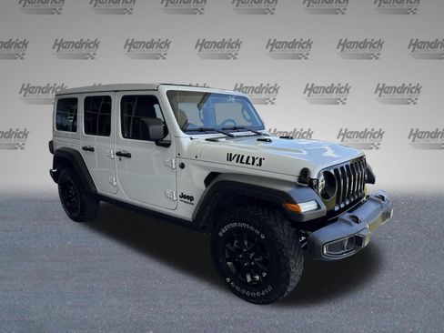 Used 2022 Jeep Wrangler Unlimited Sport AWD/4WD image 2