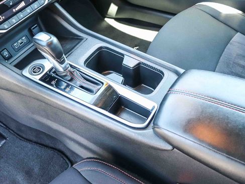 Used 2024 Nissan Sentra SR FWD image 23