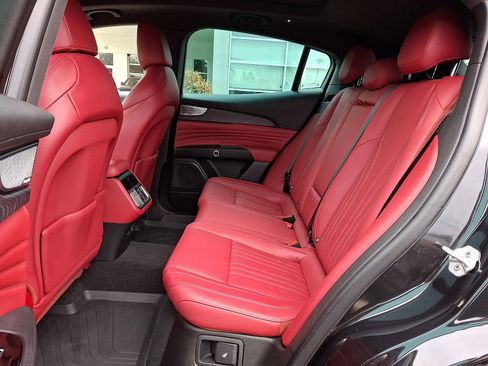 Used 2023 Maserati Grecale Modena AWD/4WD image 10