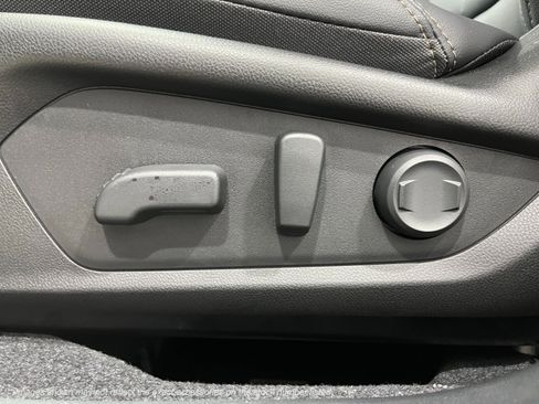 New 2026 Subaru Outback Limited AWD/4WD image 13