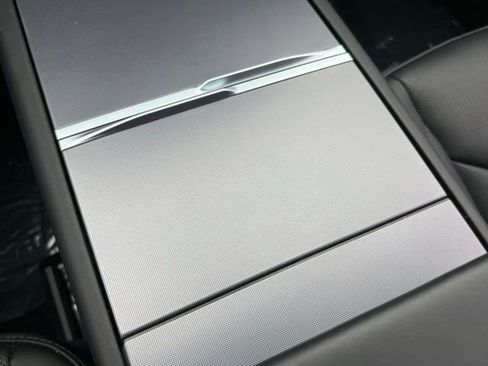 Used 2026 Tesla Model Y 2WD image 24