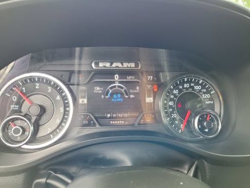 Used 2022 RAM 1500 Big Horn AWD/4WD image 27
