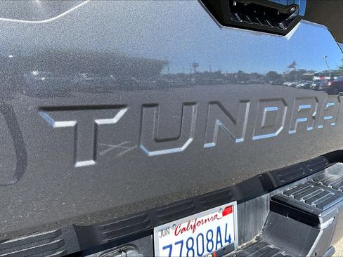Used 2024 Toyota Tundra Platinum AWD/4WD image 9