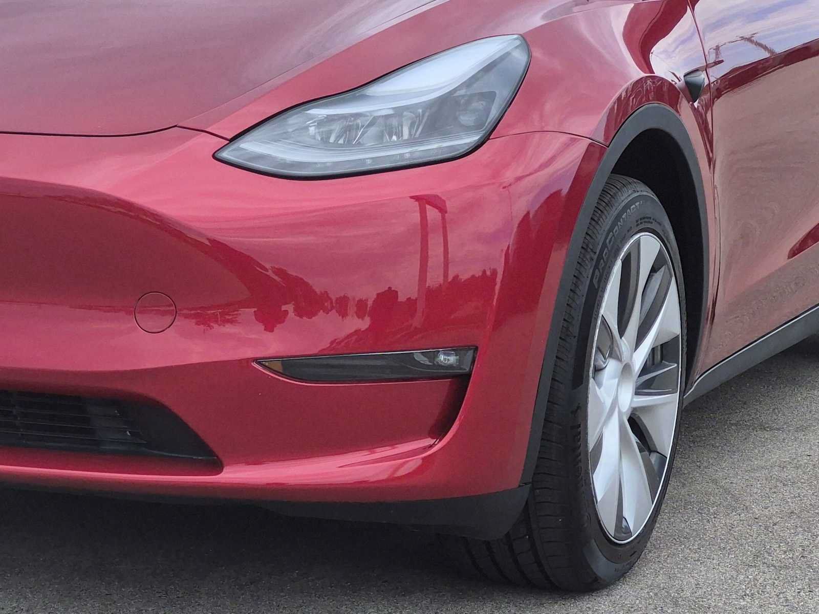 Used 2024 Tesla Model Y Long Range AWD/4WD image 10