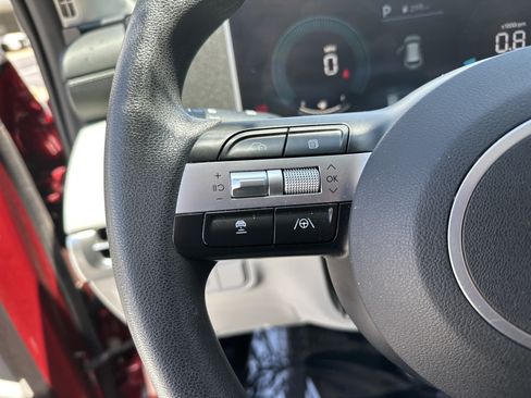 Used 2025 Hyundai Tucson SEL FWD image 19