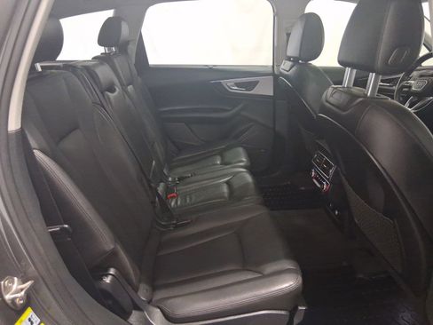 Used 2019 Audi Q7 2.0T Premium Plus w/ Premium Plus Package AWD/4WD image 16
